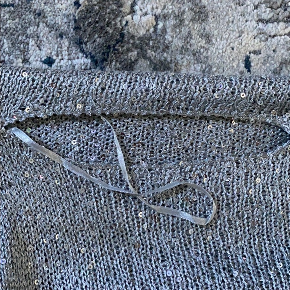 Sweater - Picture 3 of 5